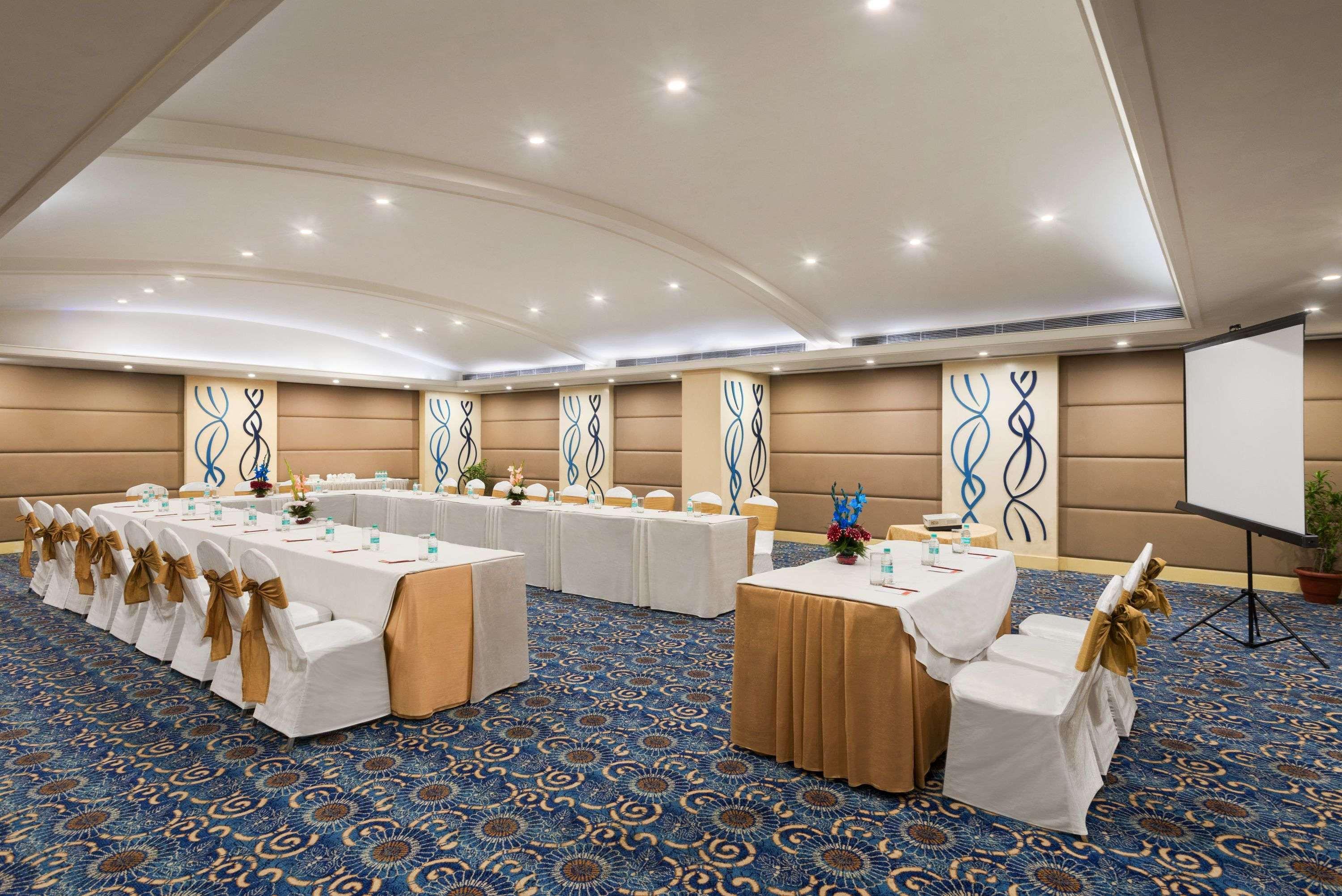 Ramada By Wyndham Jalandhar City Center Ngoại thất bức ảnh