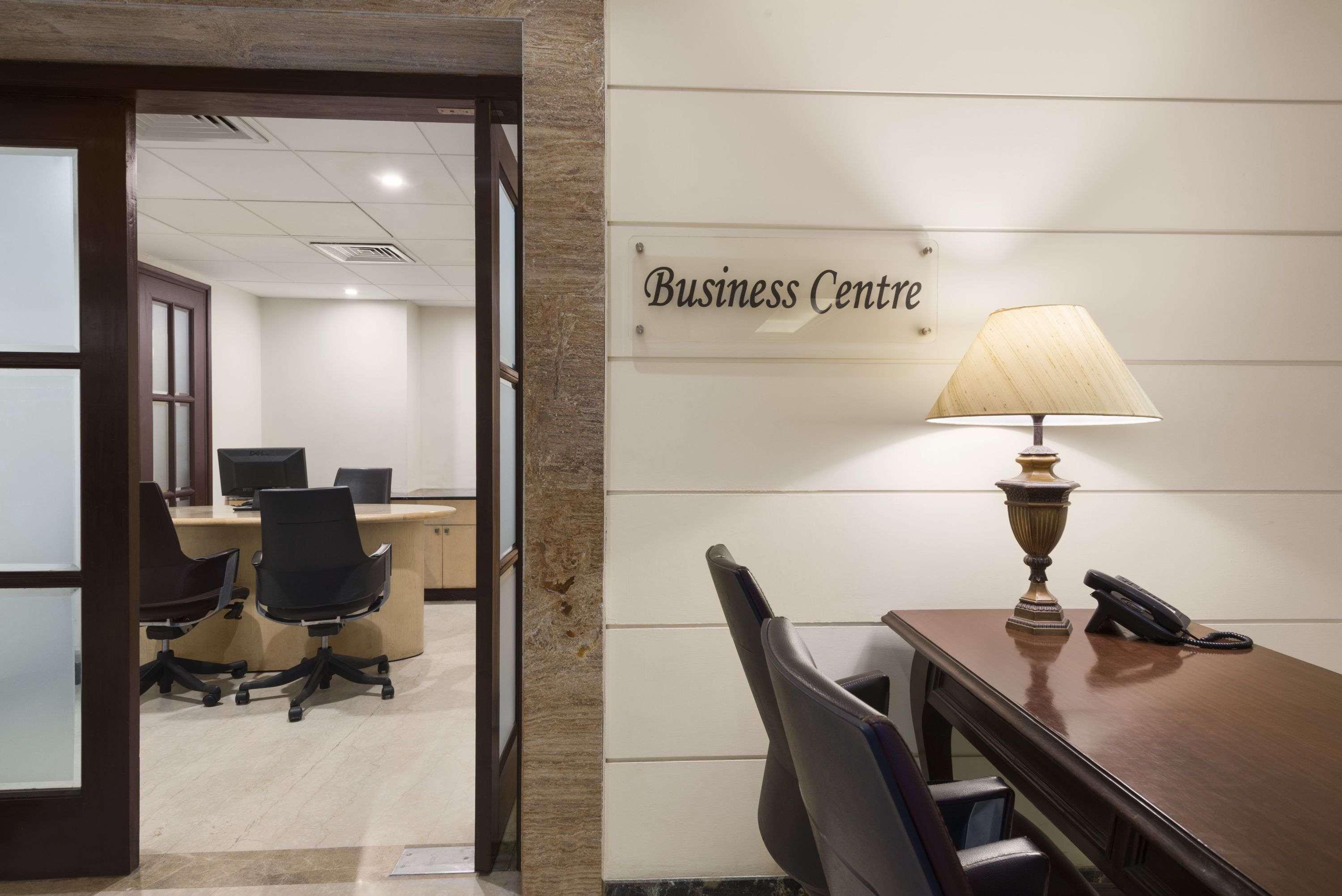 Ramada By Wyndham Jalandhar City Center Ngoại thất bức ảnh