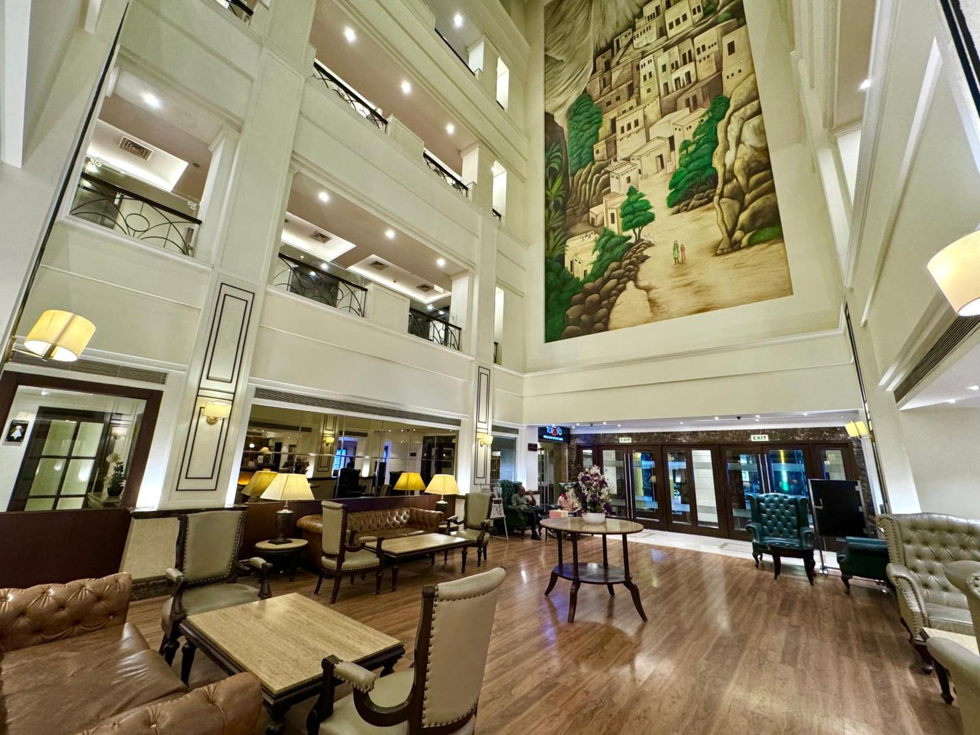 Ramada By Wyndham Jalandhar City Center Ngoại thất bức ảnh