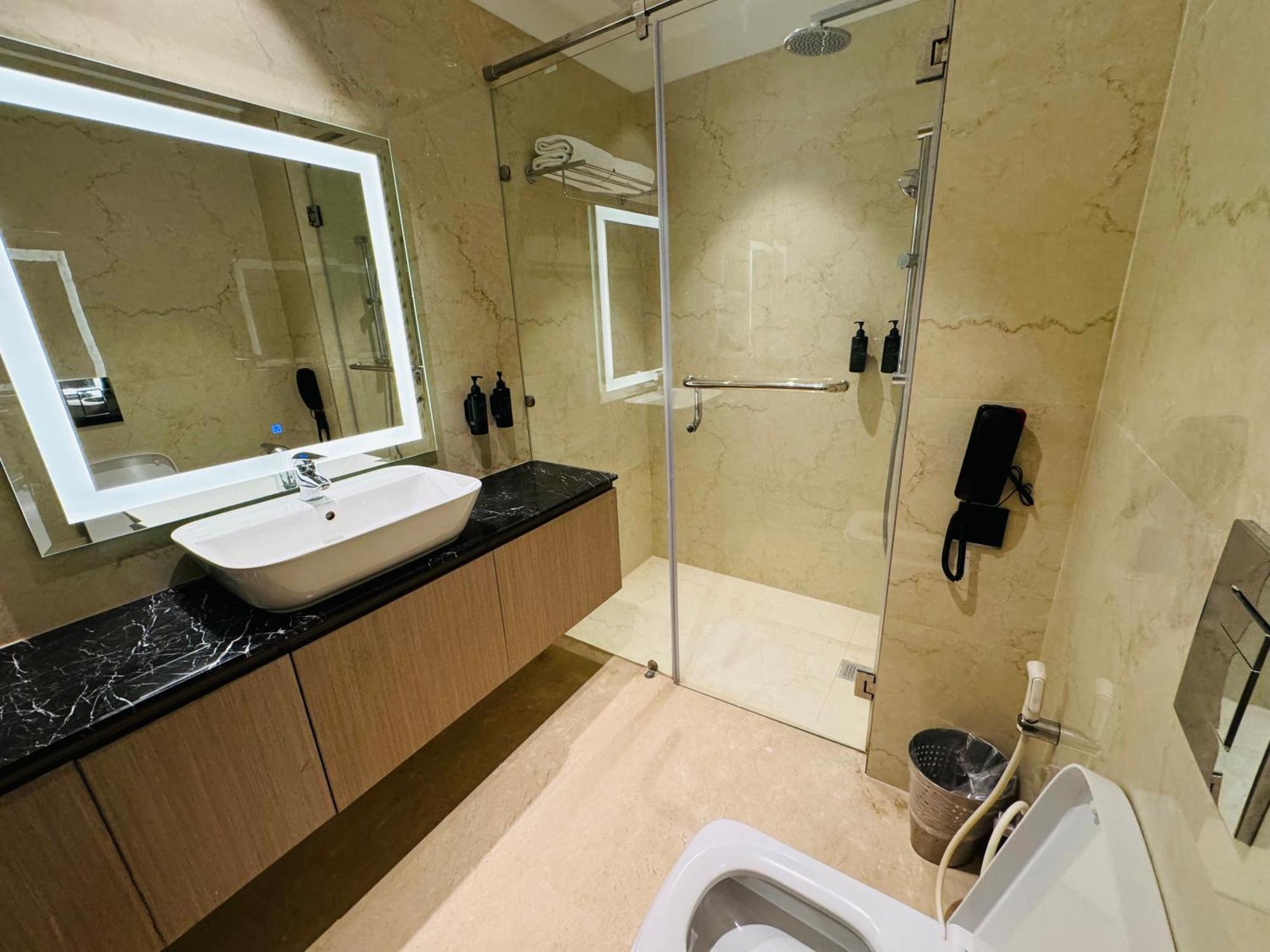 Ramada By Wyndham Jalandhar City Center Ngoại thất bức ảnh