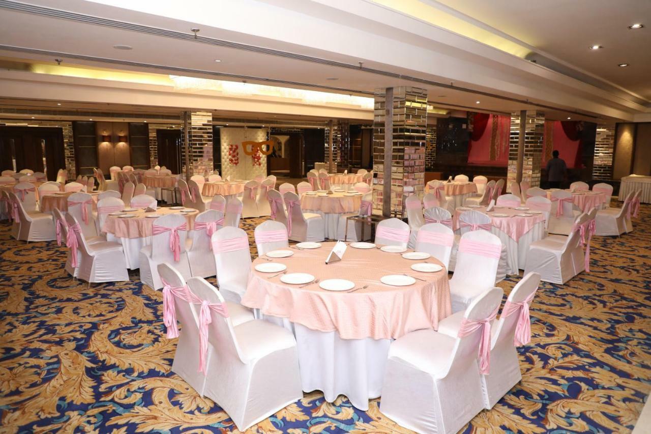 Ramada By Wyndham Jalandhar City Center Ngoại thất bức ảnh